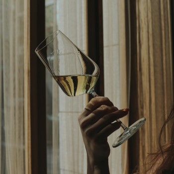 White Wine Delivery Darlington for Mother's Day